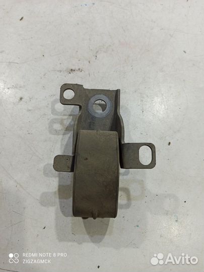 Крепление (подвес) глушителя (Volvo V90 II)