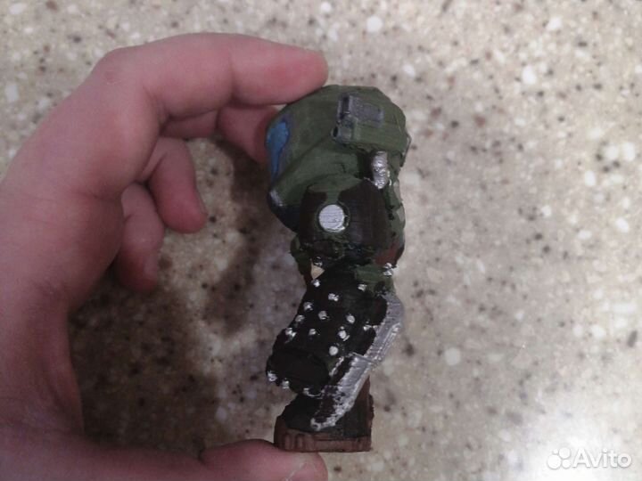 Фигурка Дум