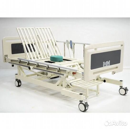 Медицинская кровать для лежачих больных