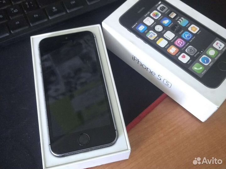 Телефон iPhone 5s