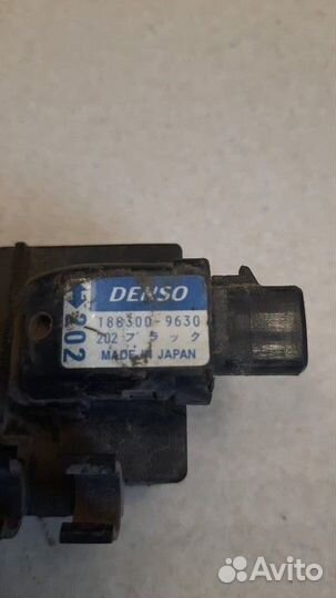 Датчик парковки Toyota Camry