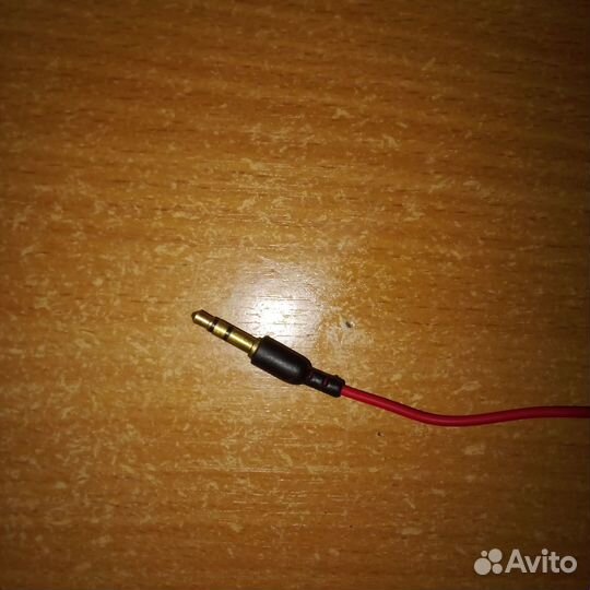 Наушники (проводные,накладные)