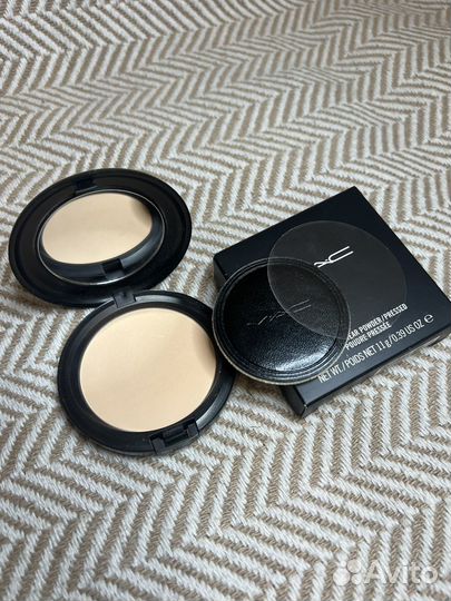 Пудра MAC pro longwear light plus