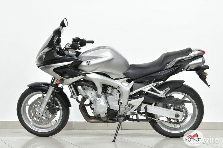 Yamaha FZS600 fazer 2004г