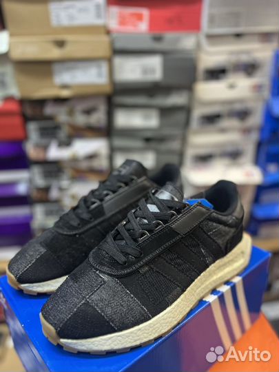 Кроссовки Adidas Retropy