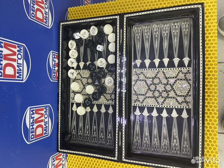 Р)шахматы нарды шашки 3 в 1