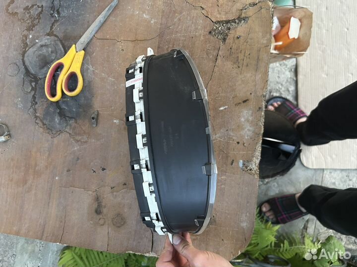 Щиток приборов гранта granta