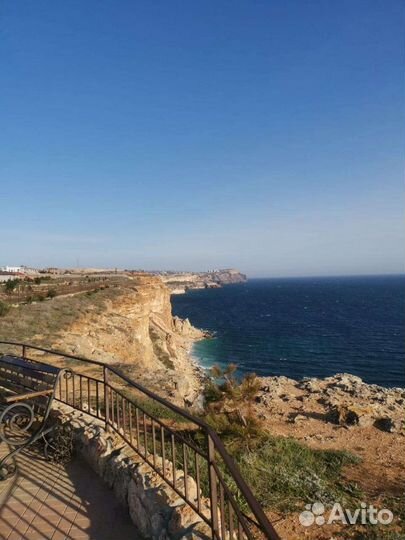 Опытный агент по недвижимости