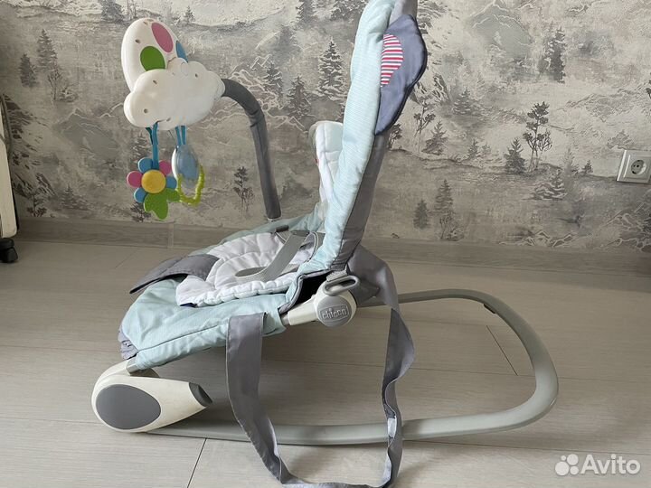 Шезлонг детский chicco