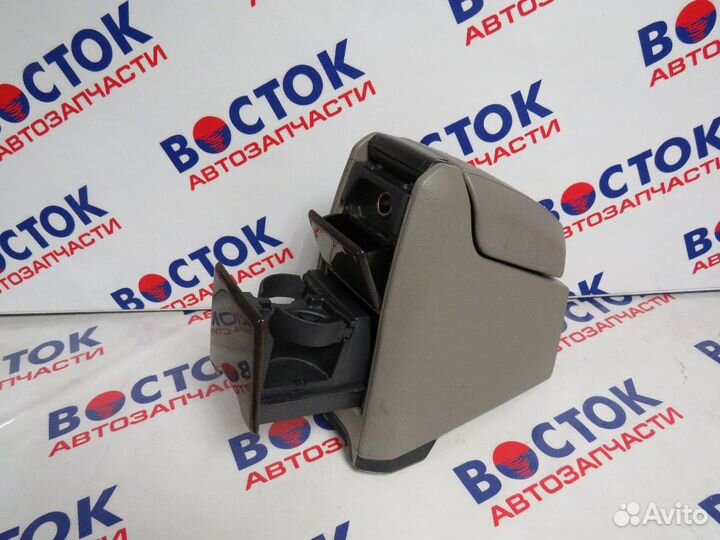 Подлокотник volvo XC90 C 59