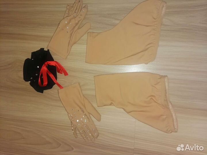 Костюм для фигурного катания 110 116