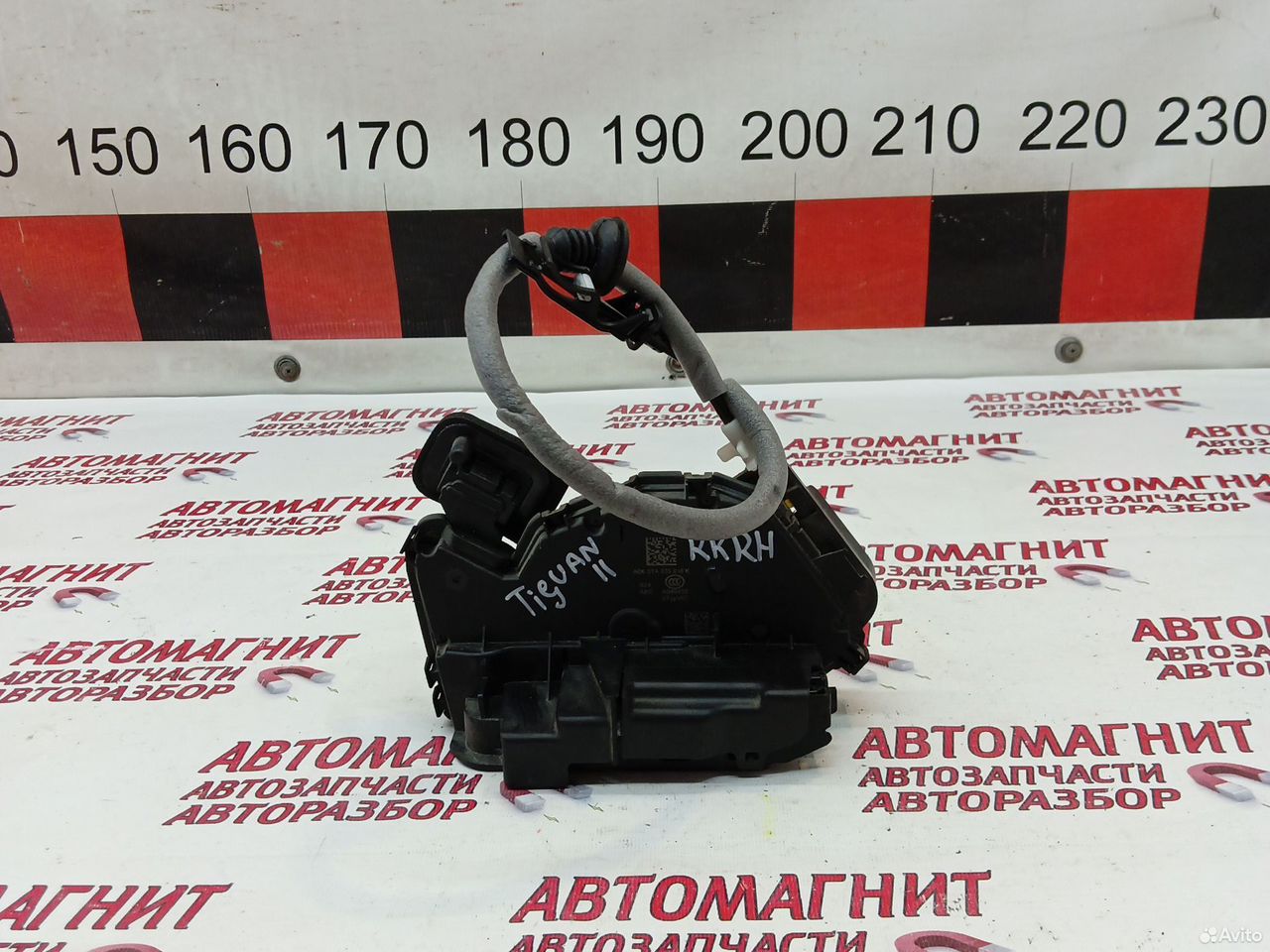Замок двери задней правой Фольксваген Тигуан 2