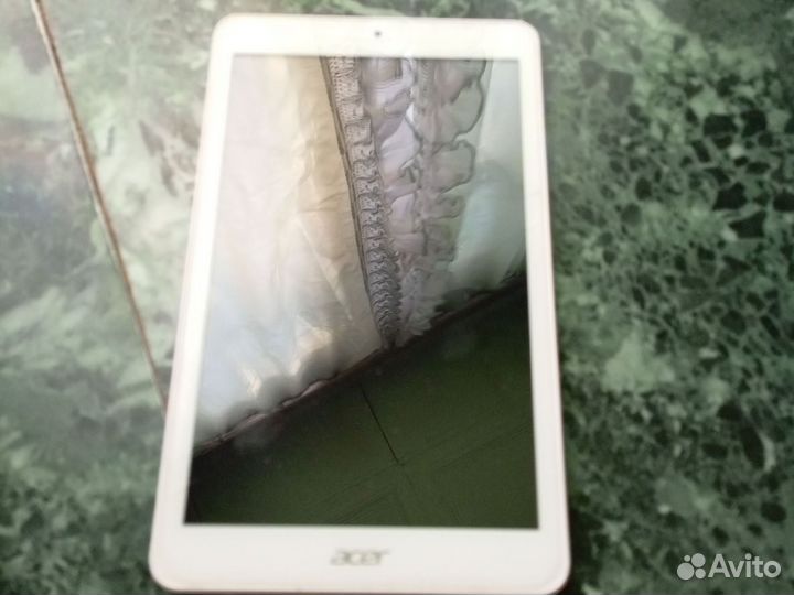 Планшет Acer Iconia one 8 на запчасти