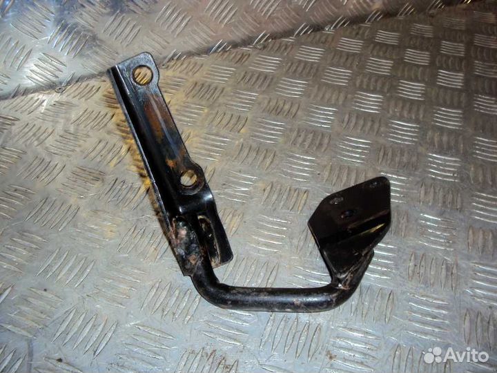 Кронштейн кпп Matiz (00) зад Б\У (арт. 96323343)