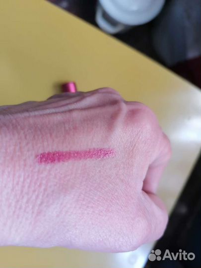 Помада-карандаш, новая,Турция,без парабенов