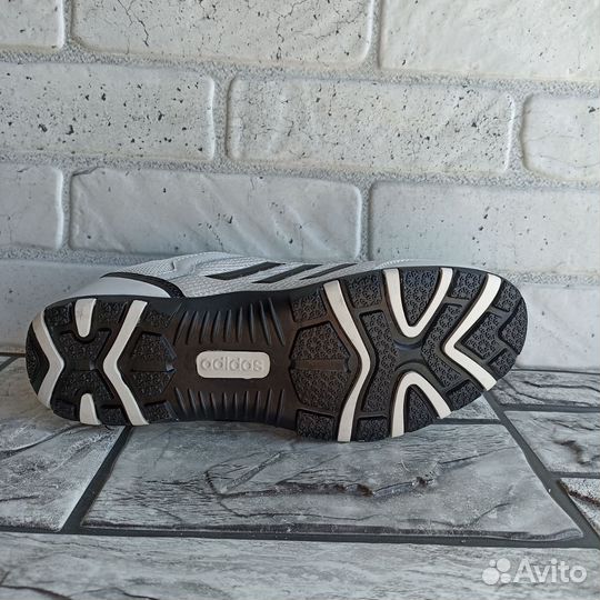 Кроссовки adidas daroga белые р2