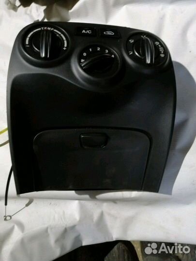 Киа Рио 2 блок управления печкой
