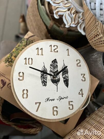 Часы настенные