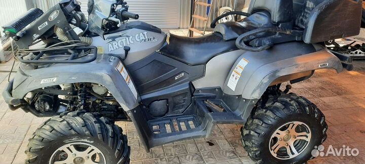 Квадроцикл arctic cat TRV 700