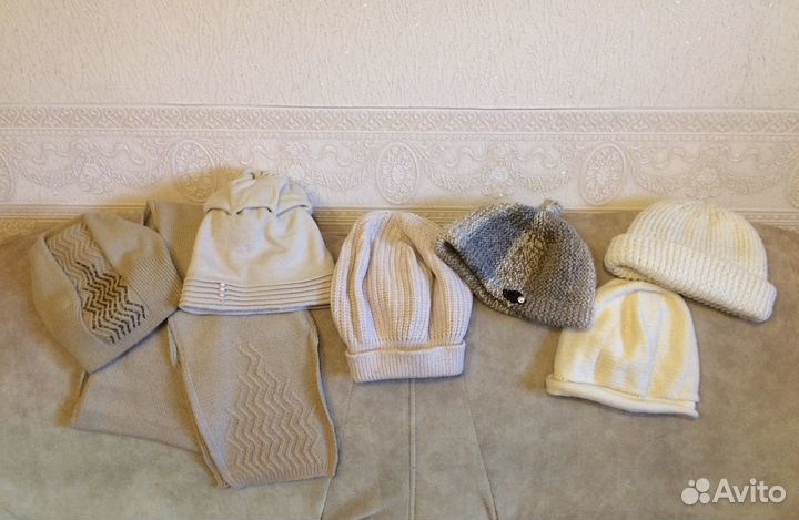 Женская шапка и шарф / снуд