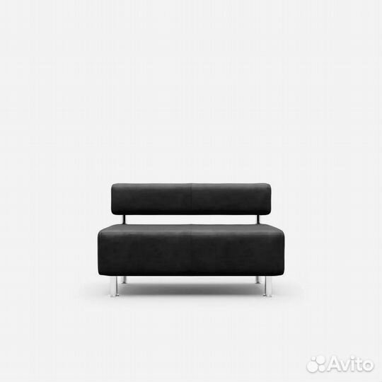 Кожаный диван