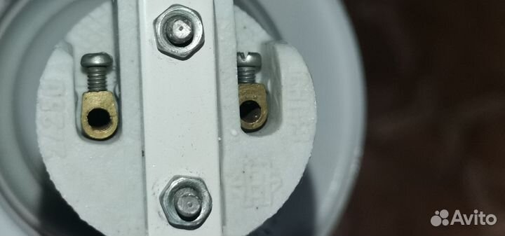 Светильник потолочный встраиваемый с лампой