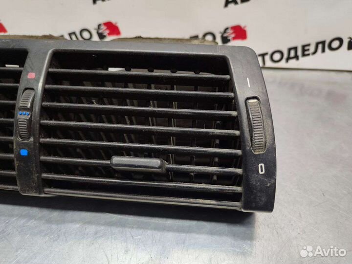 Воздуховод центральный BMW X5 E53 2000 г.в