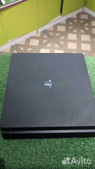 Игровая приставка PS4 slim 1tb