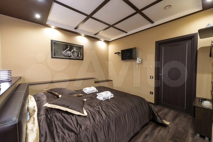 Здание, 910 м²