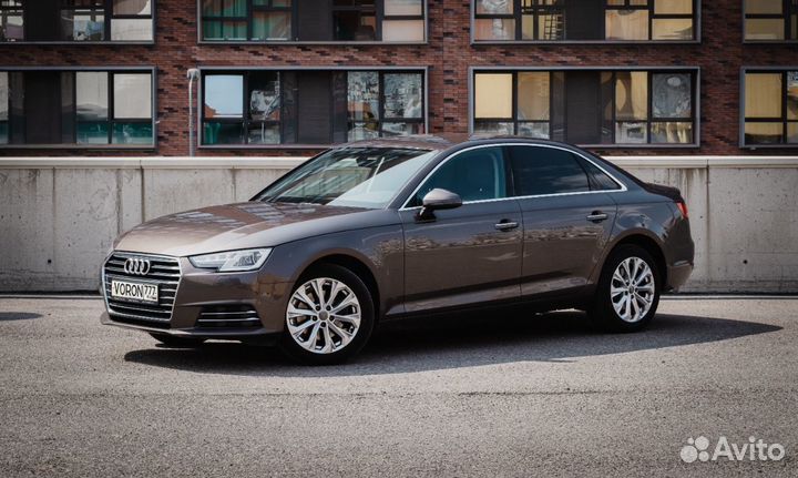 Аренда Audi A4 от одной минуты в Москве