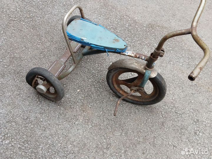 Трех колесный велосипед