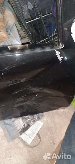 Продам дверь рено логан