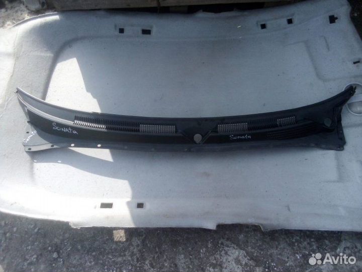 Жабо Hyundai Sonata 2006