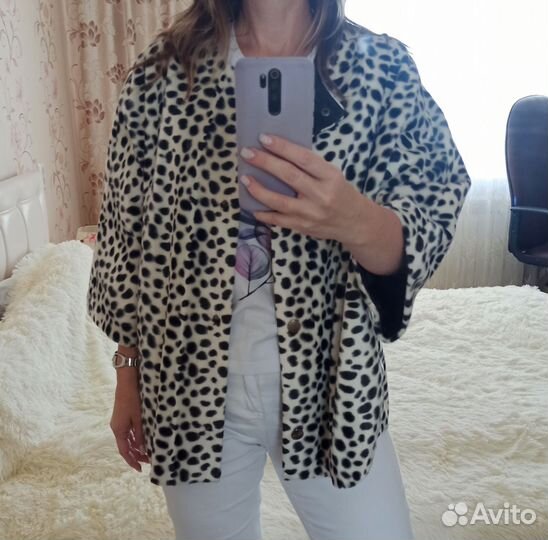 Плащ женский,укороченный