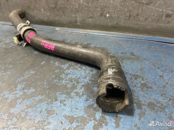 Патрубок охлаждения верхний Mazda 3 BL Z6 1.6