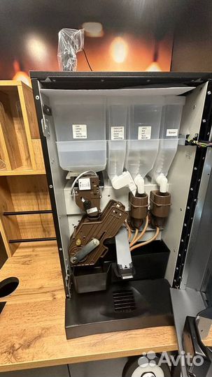 Кофемашина Jofemar Bluetec G23