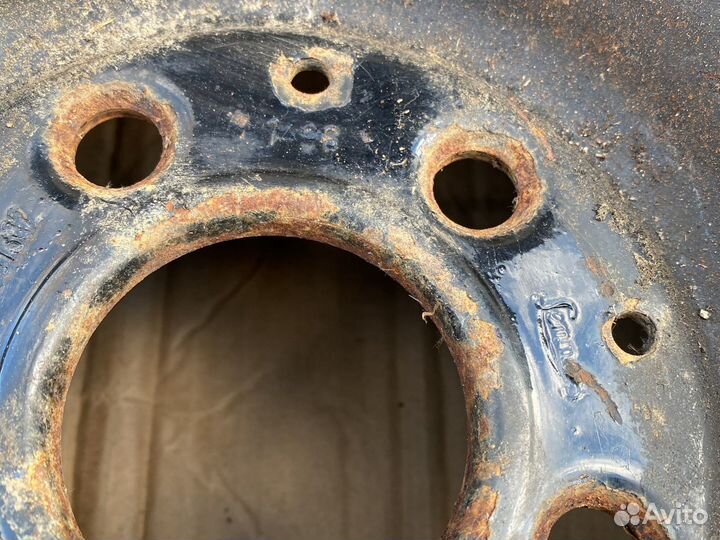 Оригинальный штампованный диск Mercedes R14 w115