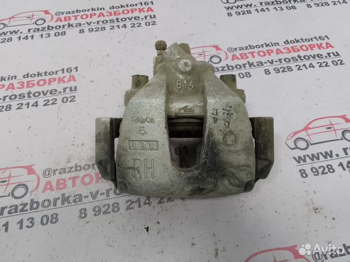 Суппорт передний правый Mazda 3 BK