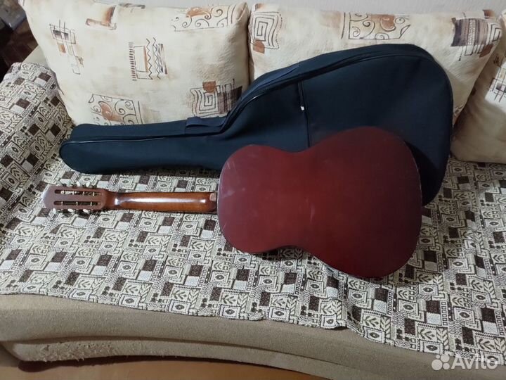 Классическая гитара 6 струнная