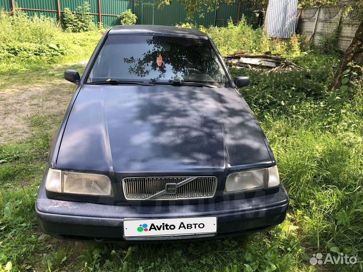 Volvo 460 1.7 МТ, 1995, битый, 320 000 км