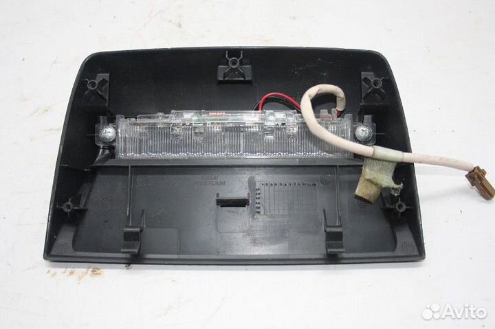 Фонарь задний (стоп сигнал) nissan almera N15 1995