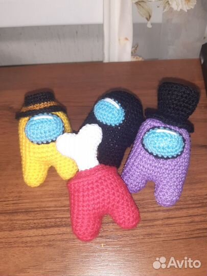 Герои among us, bravl stars, geometri dach и други