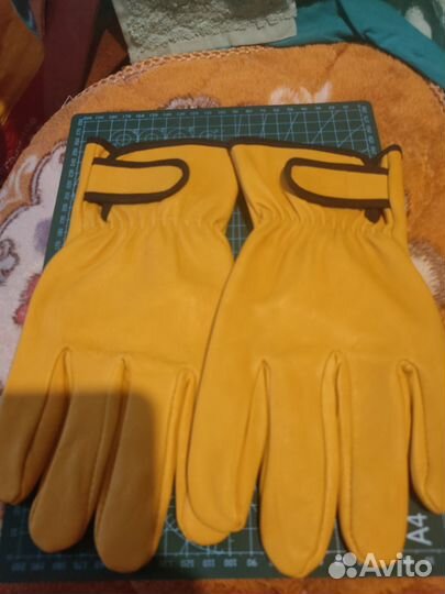 Перчатки