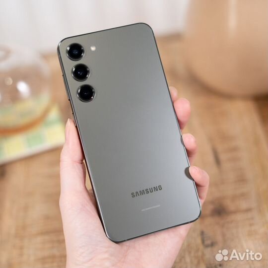 Samsung Galaxy S23+, 8/256 ГБ