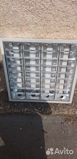 Светильник потолочный