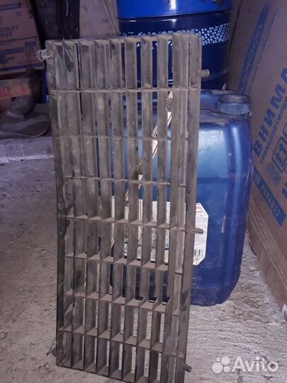 Решётка радиатора вольво