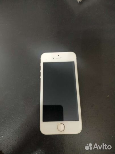 Телефон iPhone 5s