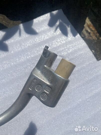 Лапка тормоза Harley Davidson V-Rod