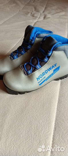 Лыжные ботинки размер 34