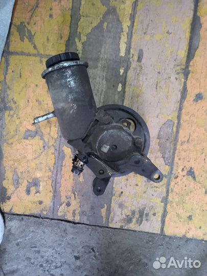 Насос гидроусилителя 1jz
